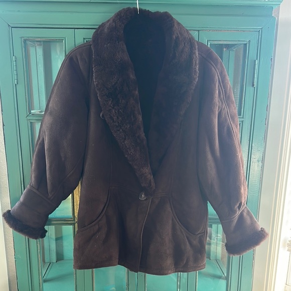 Vintage 80s/90s Overland Sheepskin Co Shaw Collar Shearling Coat XS Made in USA - Picture 2 of 13